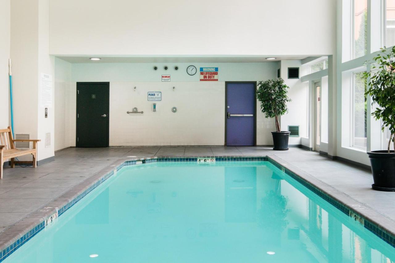 City Water View Oasis With Pool & Gym Near Cruise In Heart Of Seattle Zewnętrze zdjęcie